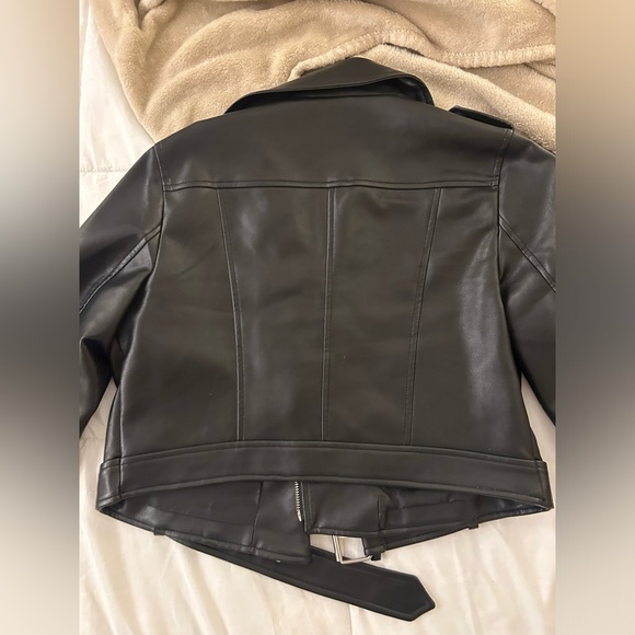 Faux leather coat with silver detailing - Picture 4 of 4